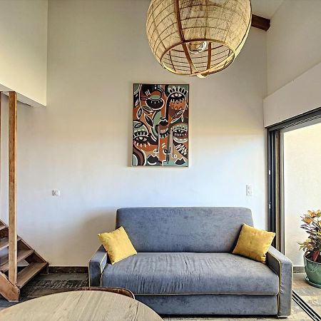 Tres Beau Duplex Vue Panoramique Mer, Proche Plage Л'Иль-Рус Экстерьер фото