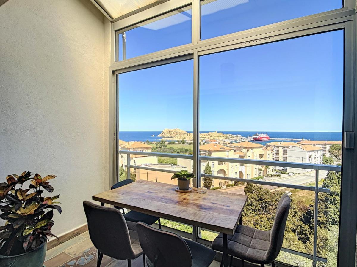 Tres Beau Duplex Vue Panoramique Mer, Proche Plage Л'Иль-Рус Экстерьер фото
